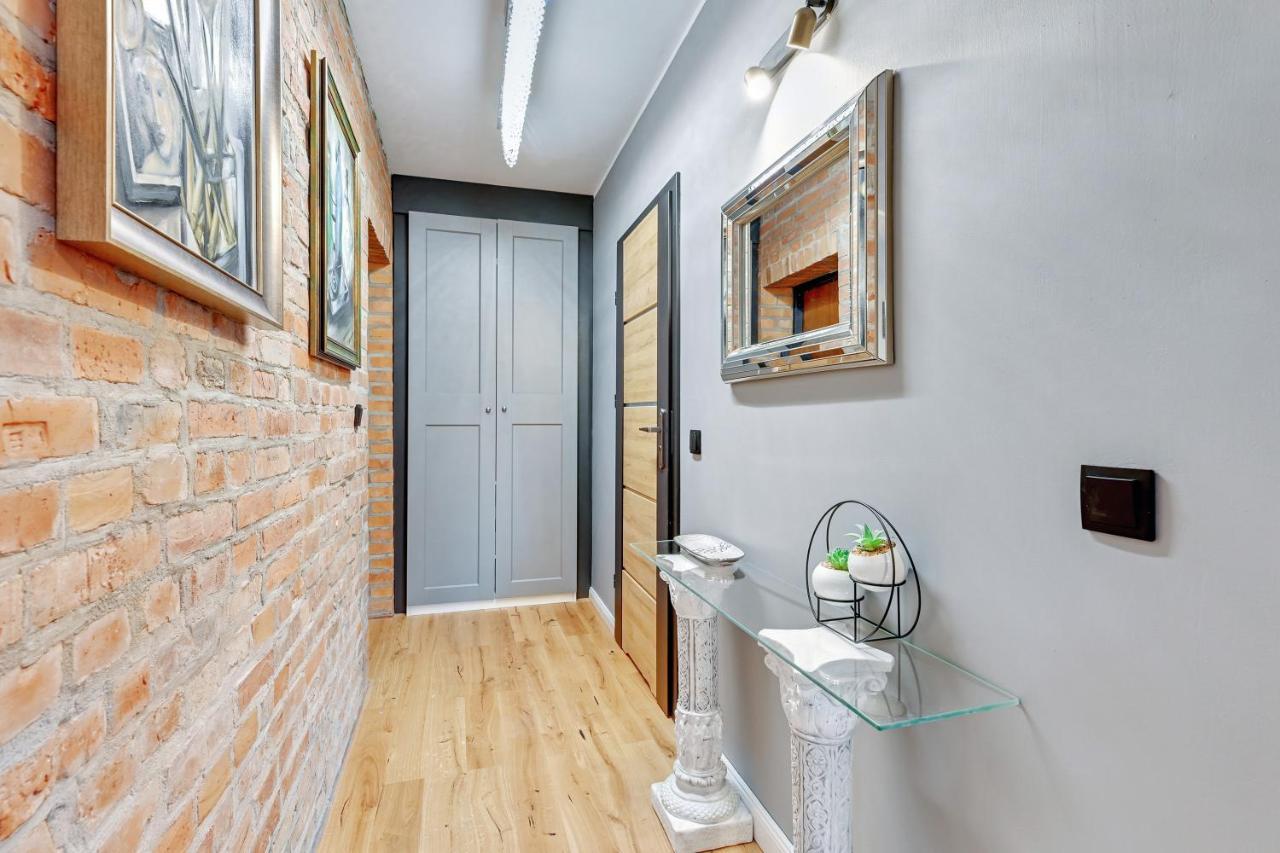 Dom & House - Apartments Old Town Szeroka 格但斯克 外观 照片