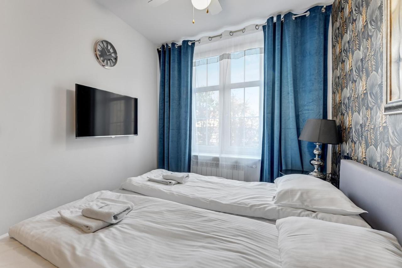 Dom & House - Apartments Old Town Szeroka 格但斯克 外观 照片