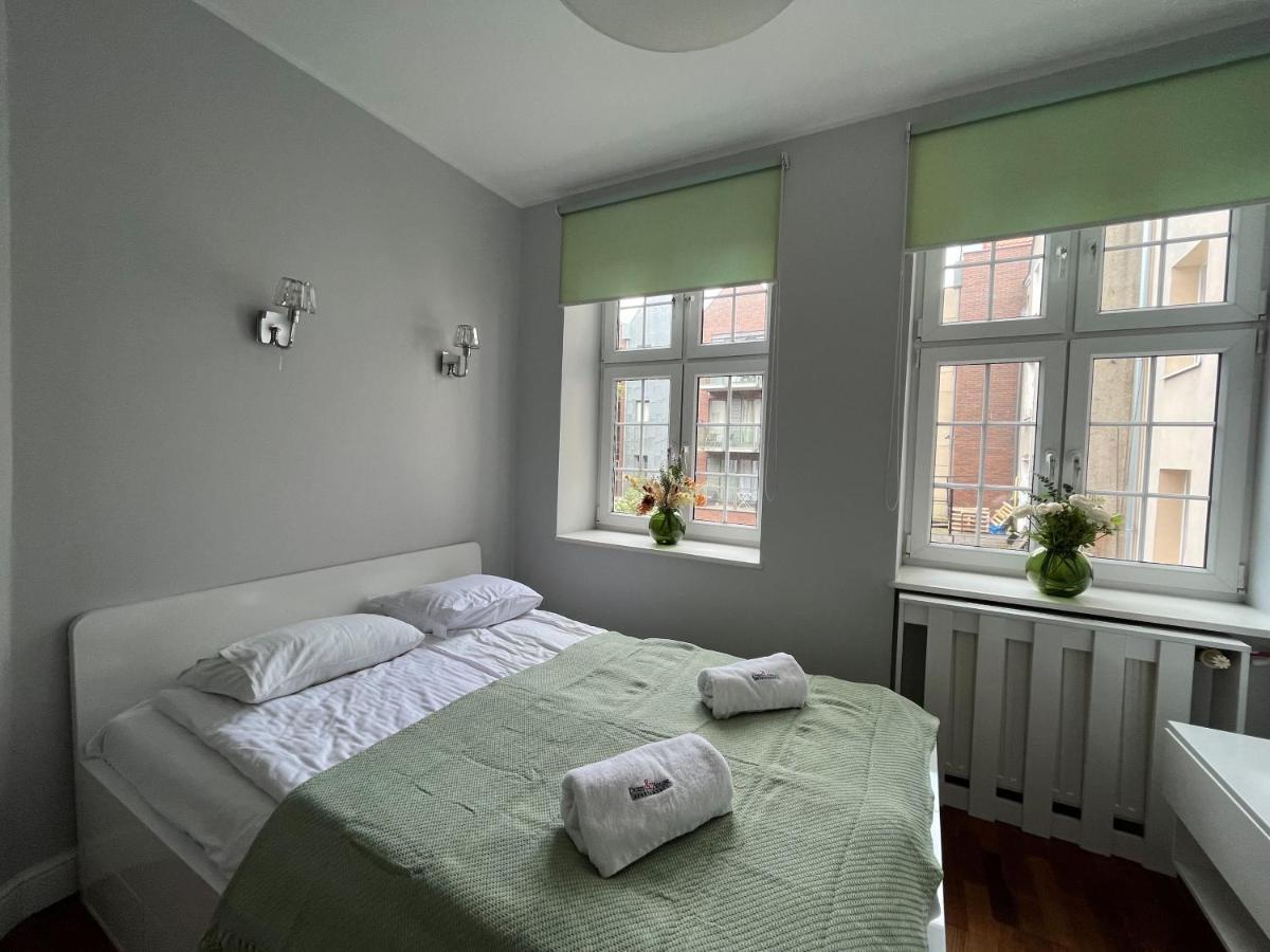 Dom & House - Apartments Old Town Szeroka 格但斯克 外观 照片